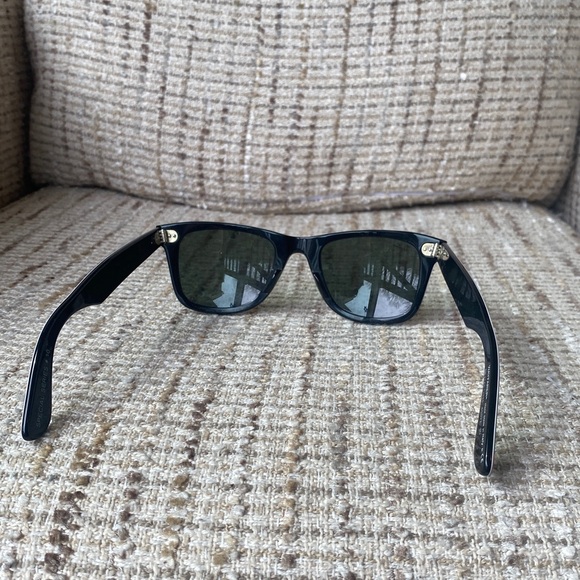 RARE Ray-Ban Colorful Striped Wayfarer Sunglasses - Picture 4 of 7